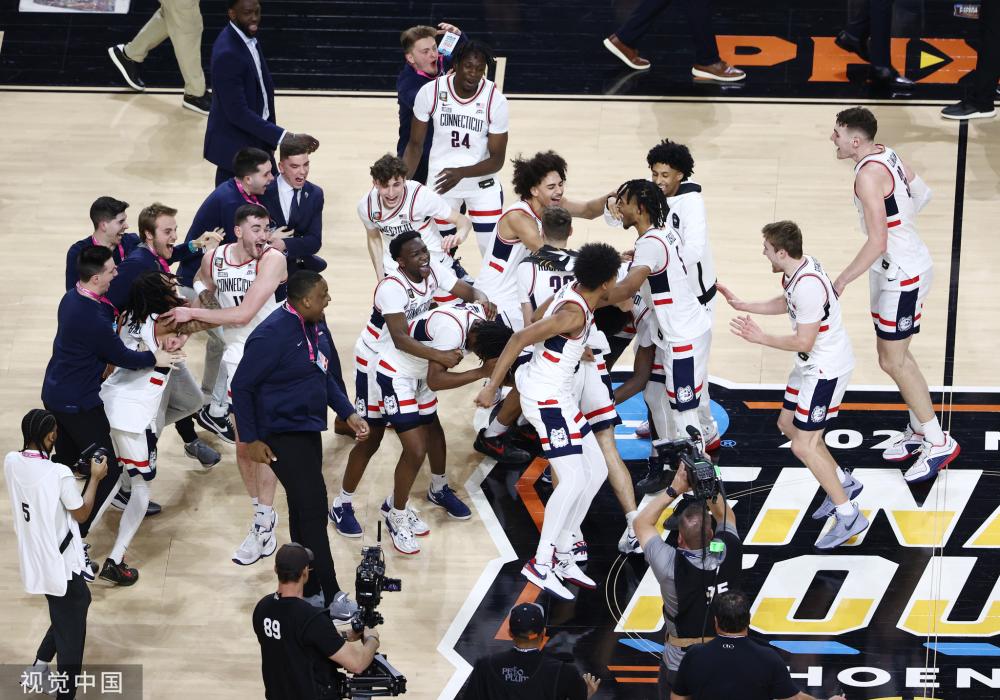 赛中一度占 赛中一度占