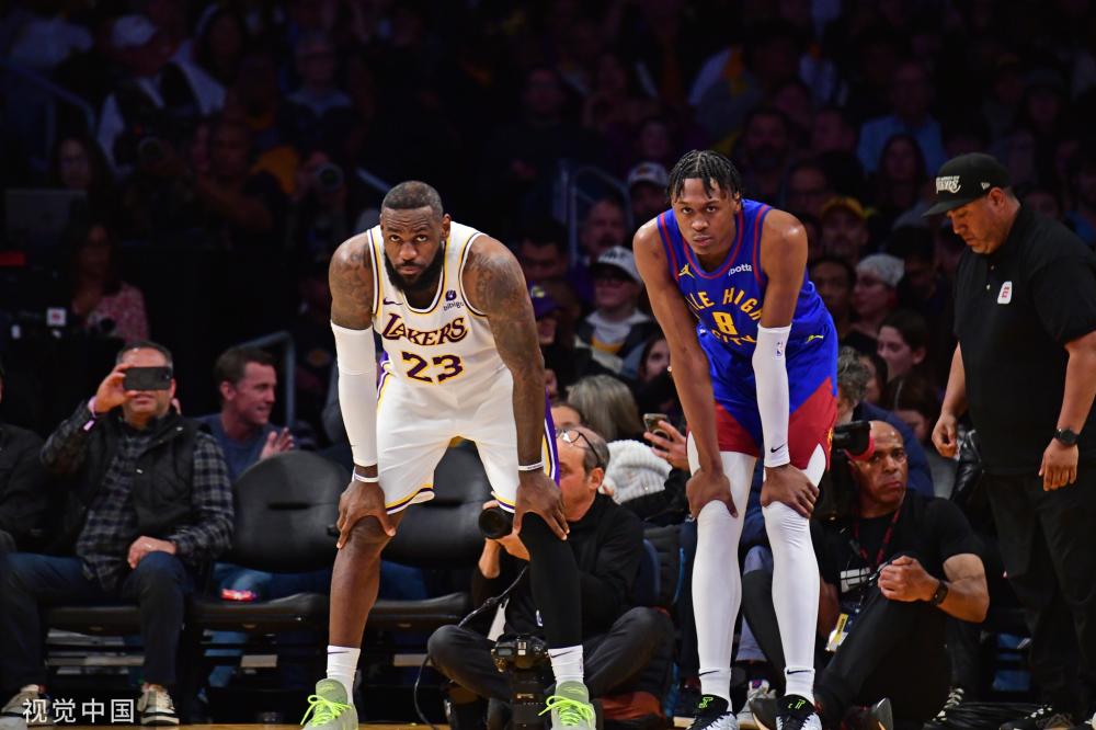 甲球队的加 甲球队的加