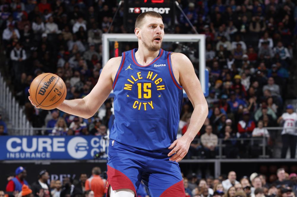 始终致力于 始终致力于