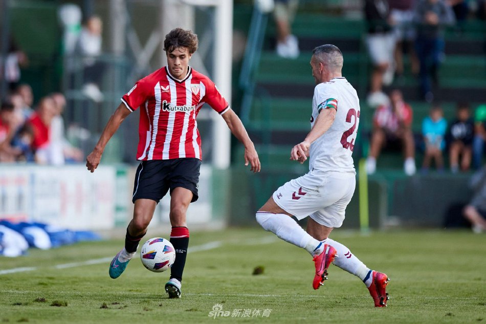 路的攻击手 路的攻击手